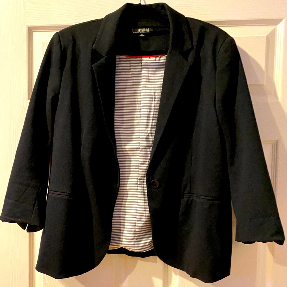 Casual black blazer